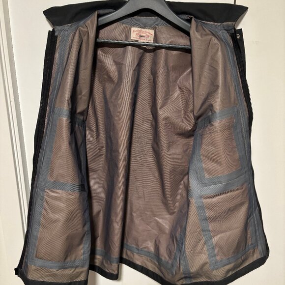 RARE USA Filson Charcoal Grey Waterproof Field /Hunting/ Cruiser Jacket -Medium - Picture 10 of 13